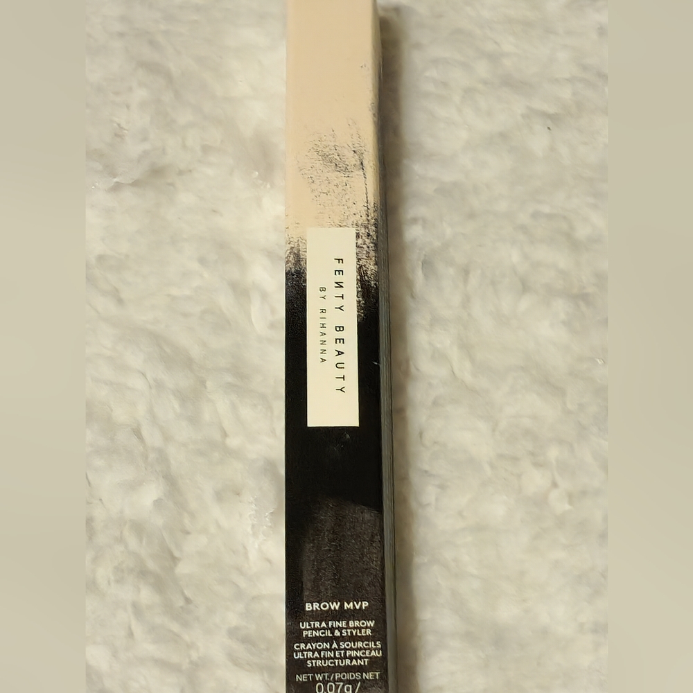 ***READ*** Fenty Beauty Brow MVP Shade: Light Brown